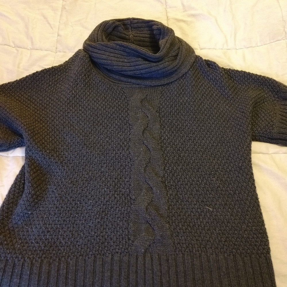 Sweater - Picture 2 of 3